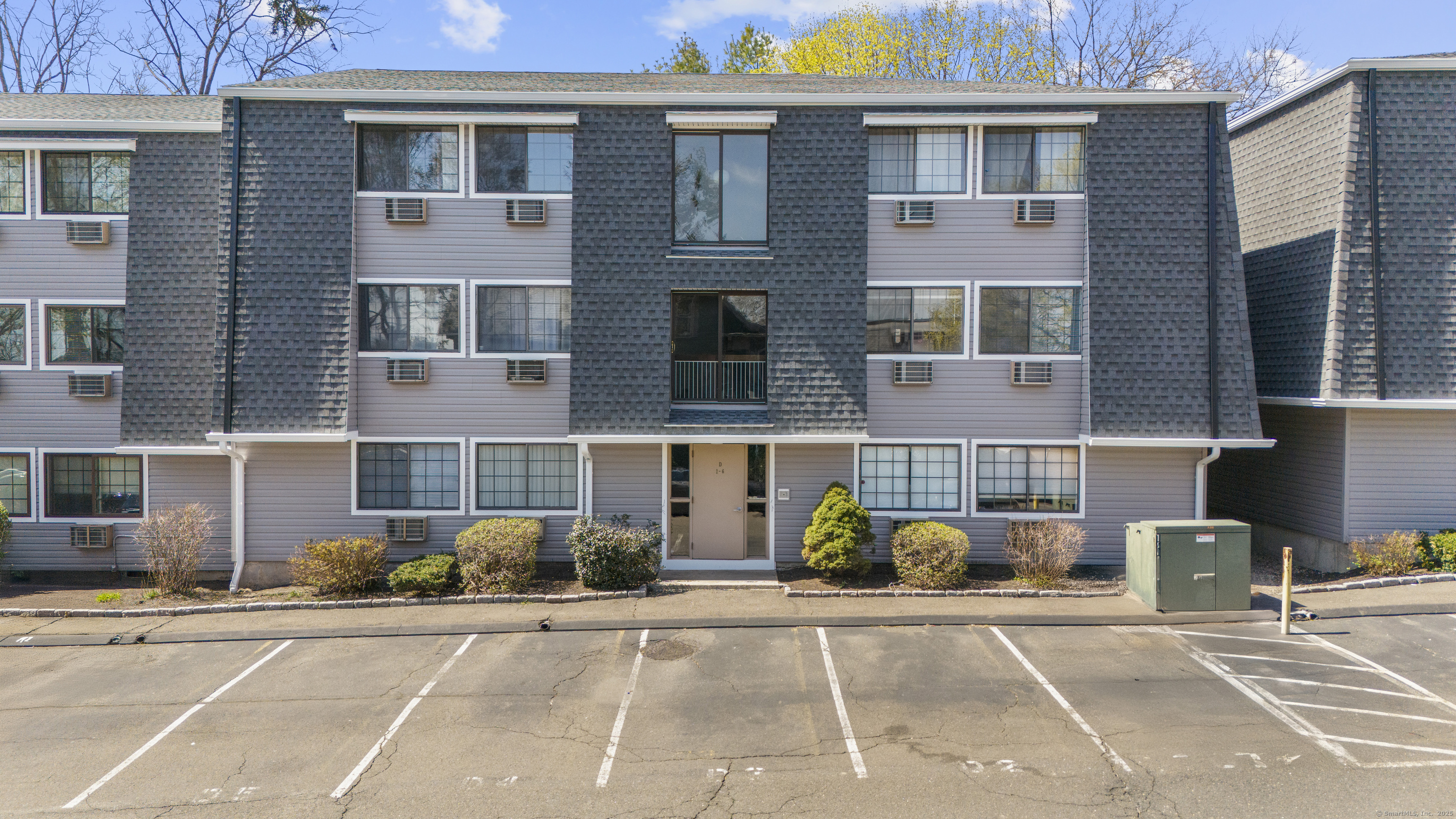 187 Flax Hill Road #APT D1, Norwalk, Connecticut image 32