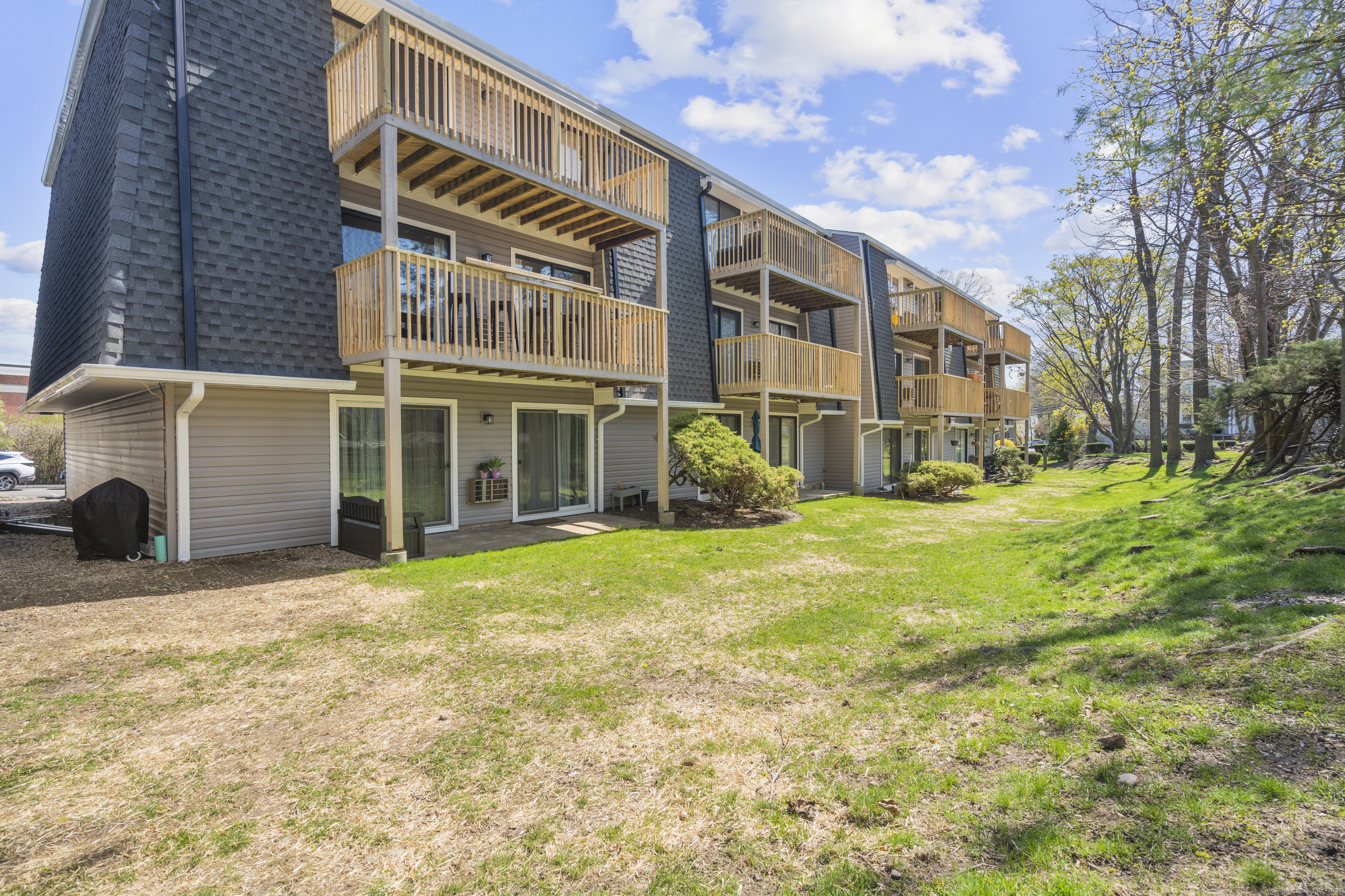 187 Flax Hill Road #APT D1, Norwalk, Connecticut image 30