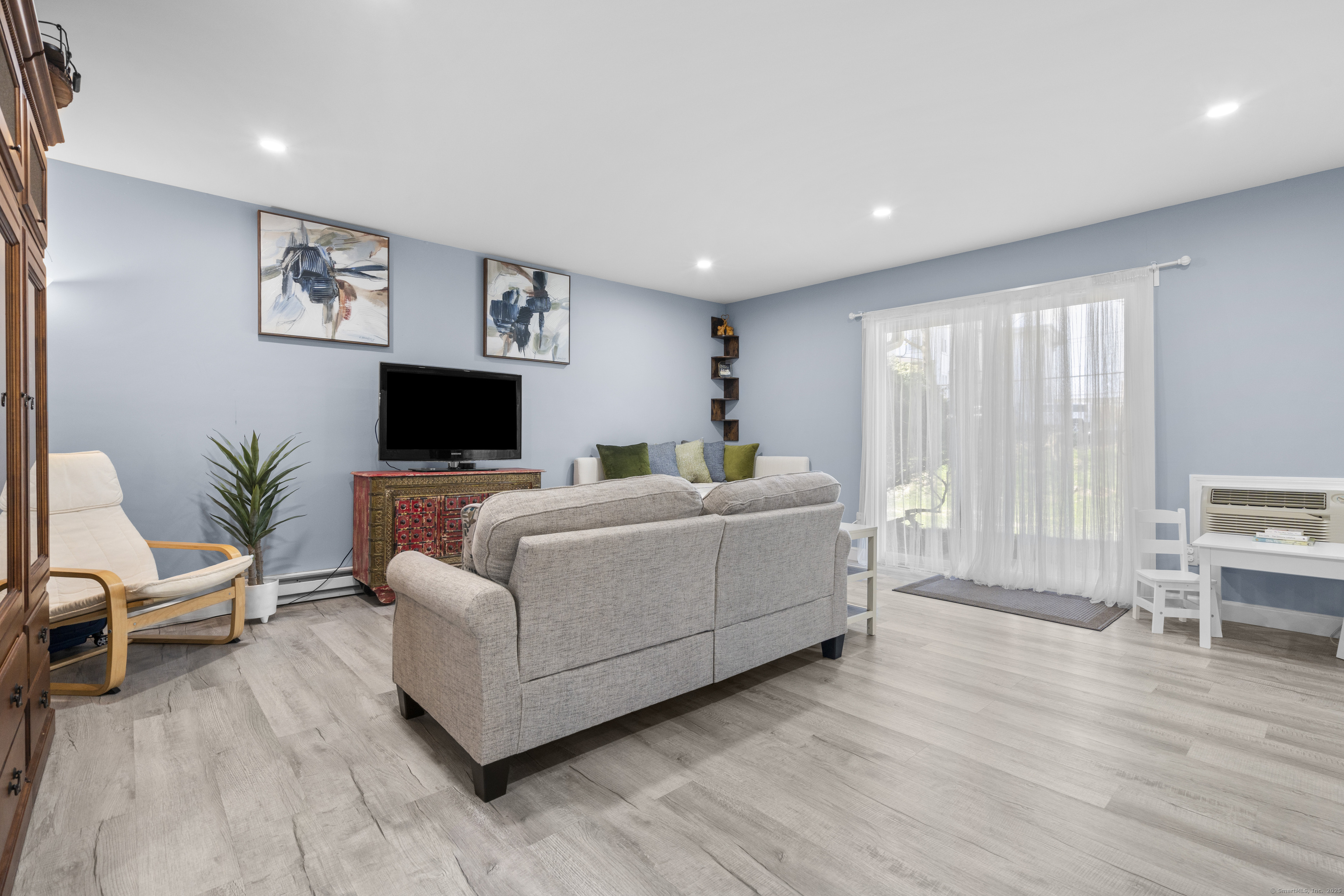 187 Flax Hill Road #APT D1, Norwalk, Connecticut image 11