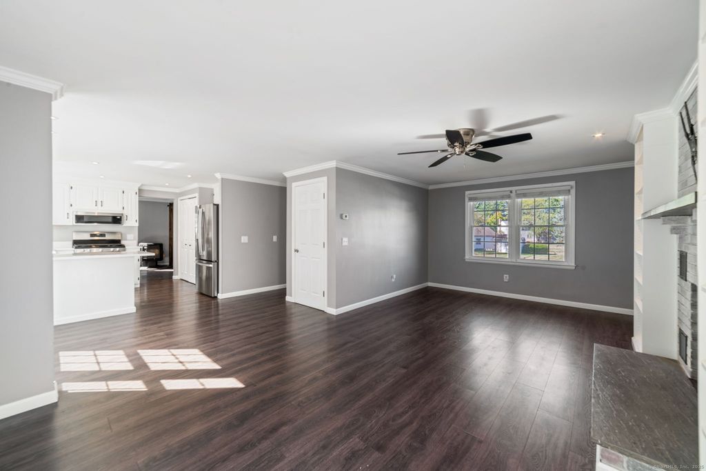 Photo of 121 Evergreen Lane, Meriden, CT 06450 (MLS # 24130367)