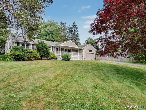Photo of 35 Eureka Avenue, Stratford, CT 06614 (MLS # 24186381)