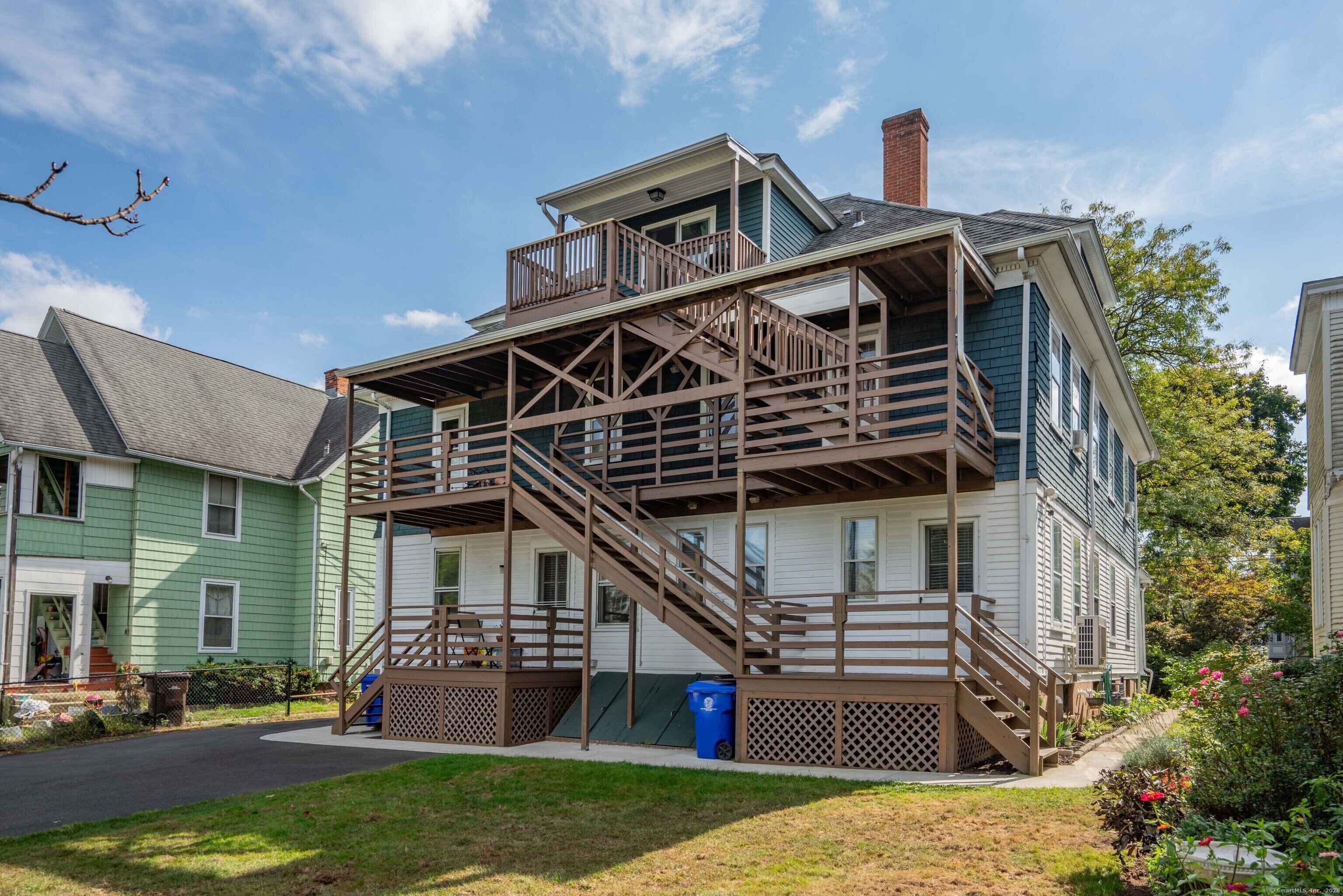 Middletown, Connecticut 06457, United States, 3 Bedrooms Bedrooms, ,2 BathroomsBathrooms,Residential,Active,22319