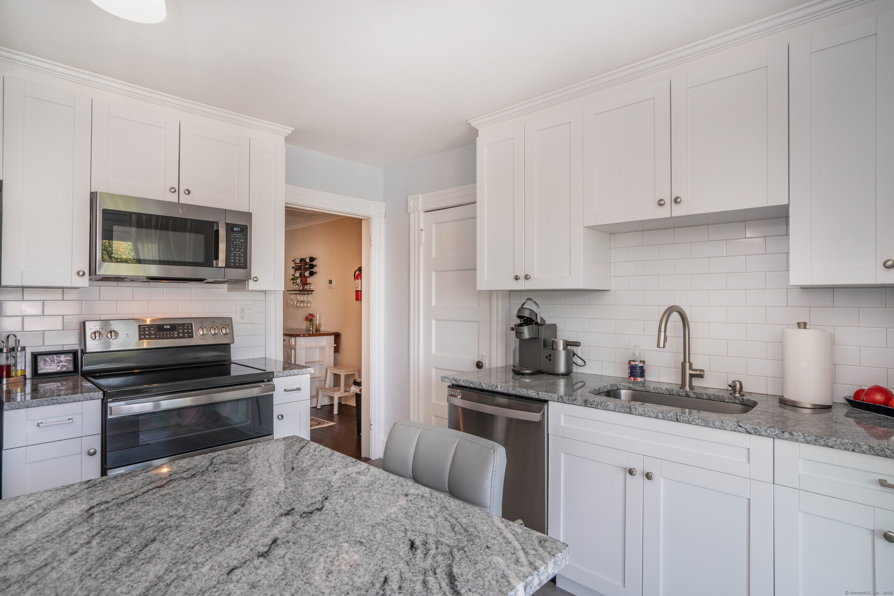 Middletown, Connecticut 06457, United States, 3 Bedrooms Bedrooms, ,2 BathroomsBathrooms,Residential,Active,22319