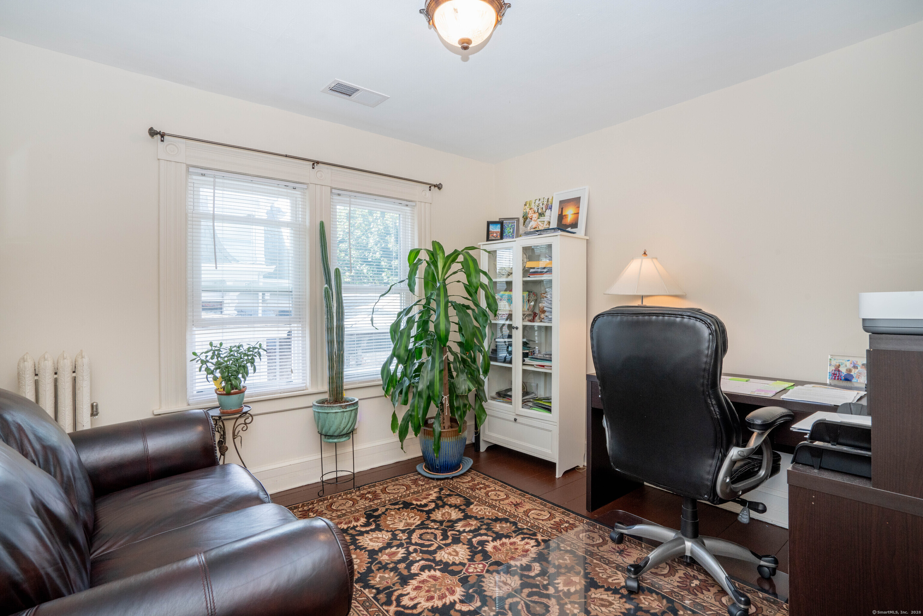 Middletown, Connecticut 06457, United States, 3 Bedrooms Bedrooms, ,2 BathroomsBathrooms,Residential,Active,22319