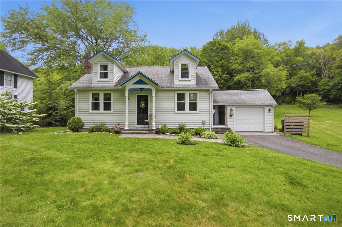41 River Road