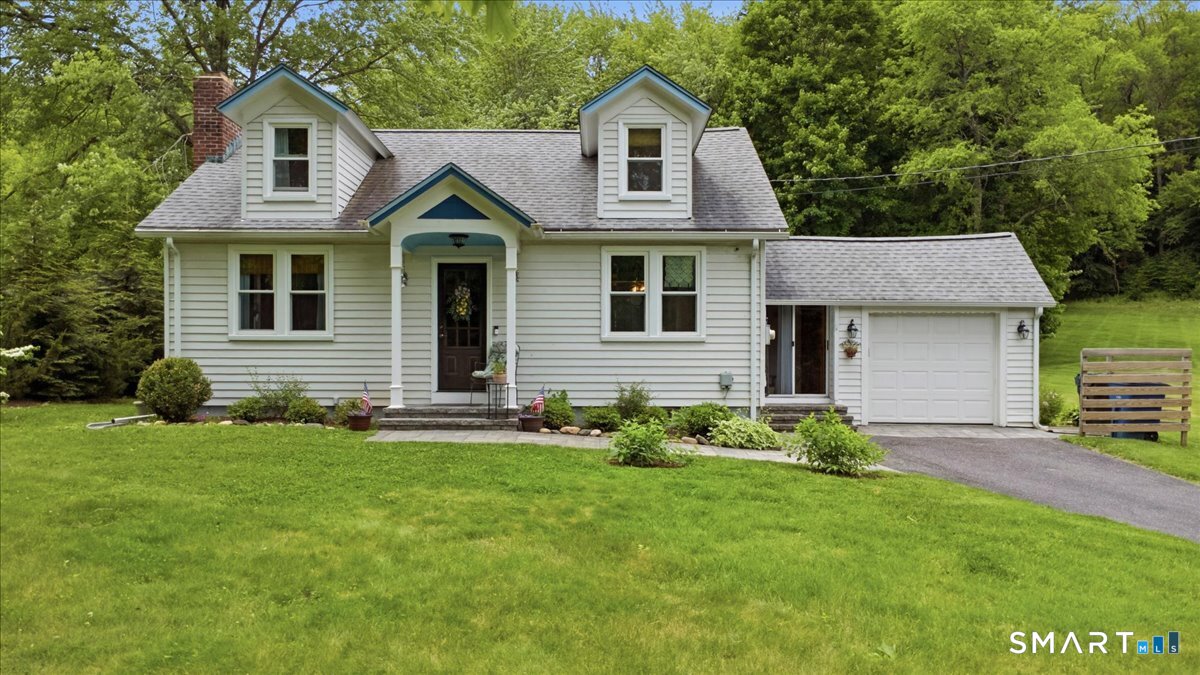 41 River Road