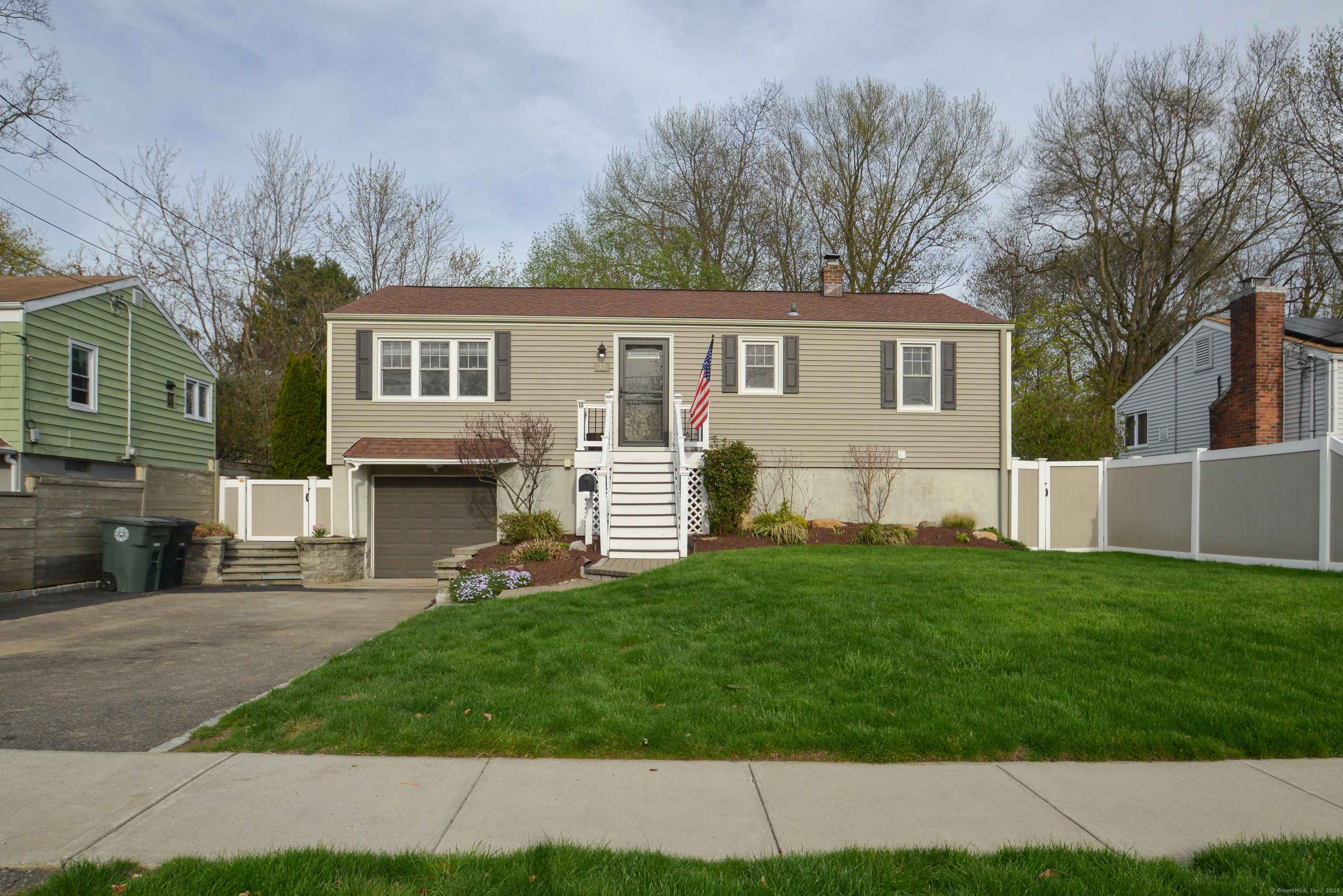 32 Gresham Street, Milford, Connecticut image 1