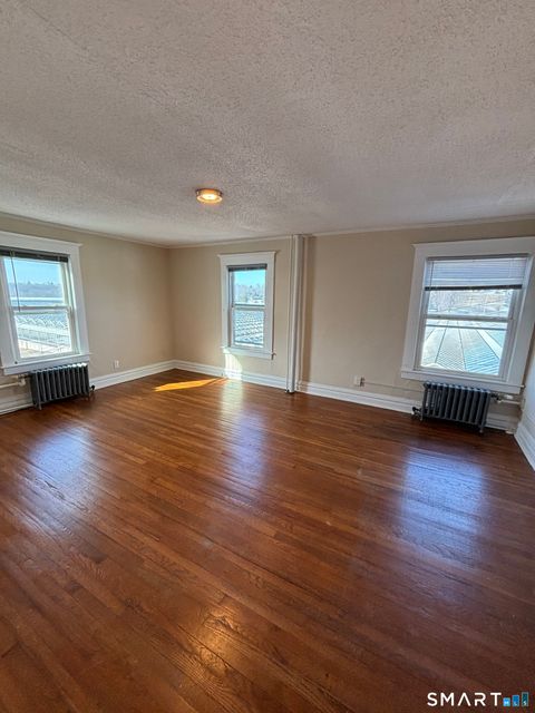 Tiny photo for 409 Main Street #9, Cromwell, CT 06416 (MLS # 24150901)