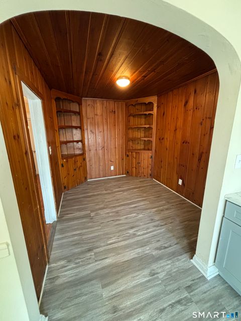 Tiny photo for 409 Main Street #9, Cromwell, CT 06416 (MLS # 24150901)