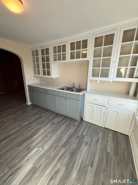 Photo of 409 Main Street #9, Cromwell, CT 06416 (MLS # 24150901)