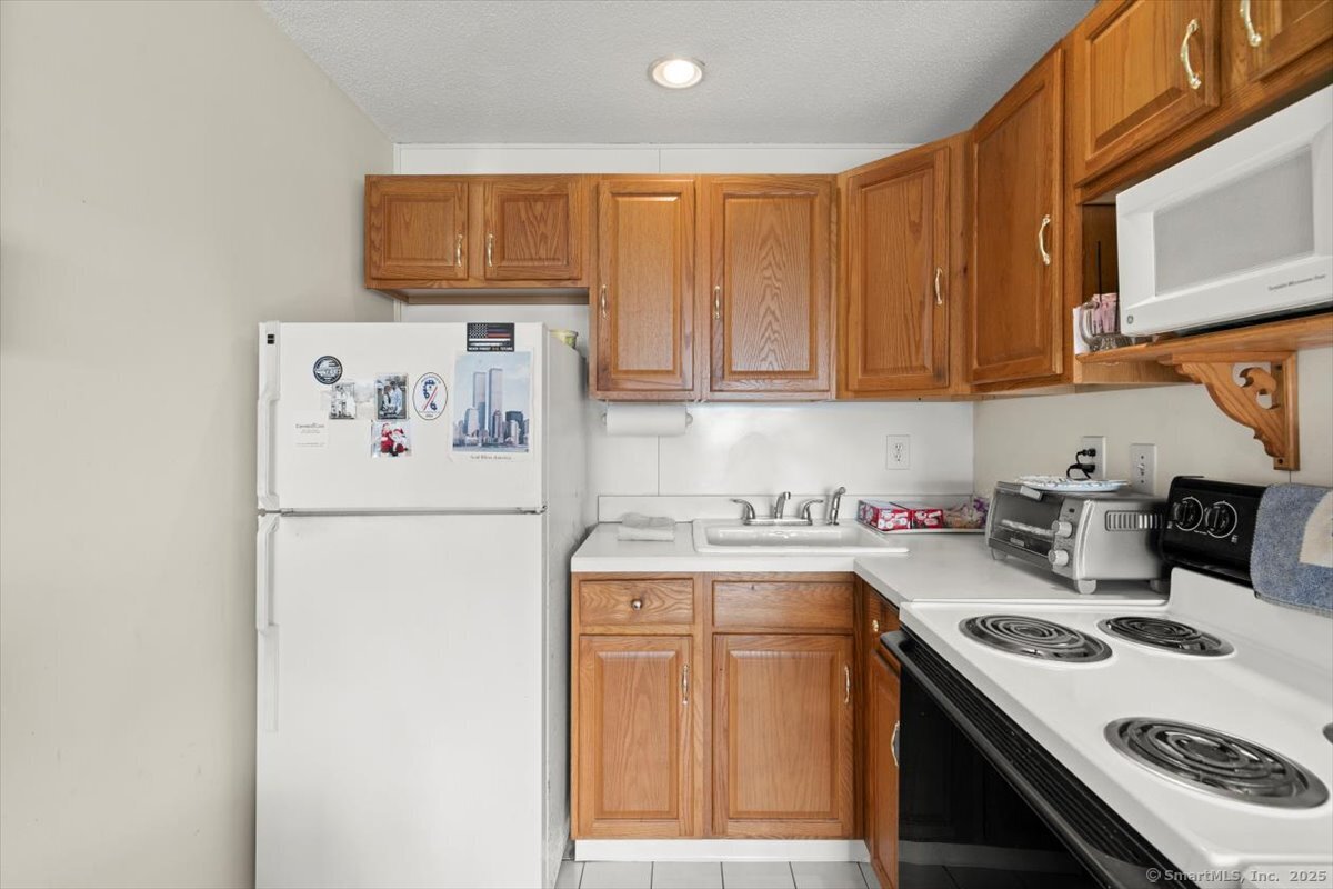 242 West Walk #242, West Haven, Connecticut image 11