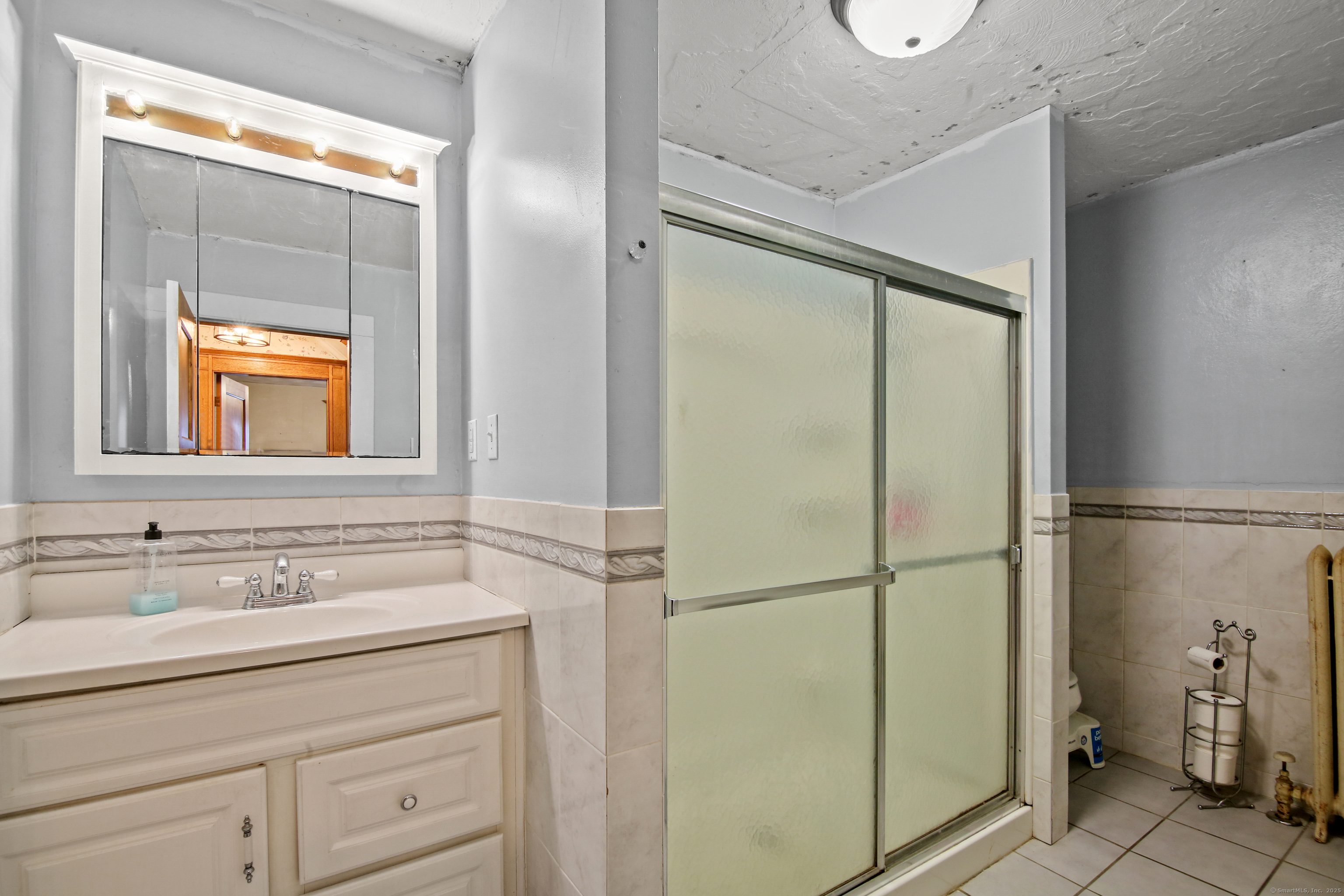40 Broad Street, Torrington, Connecticut image 21