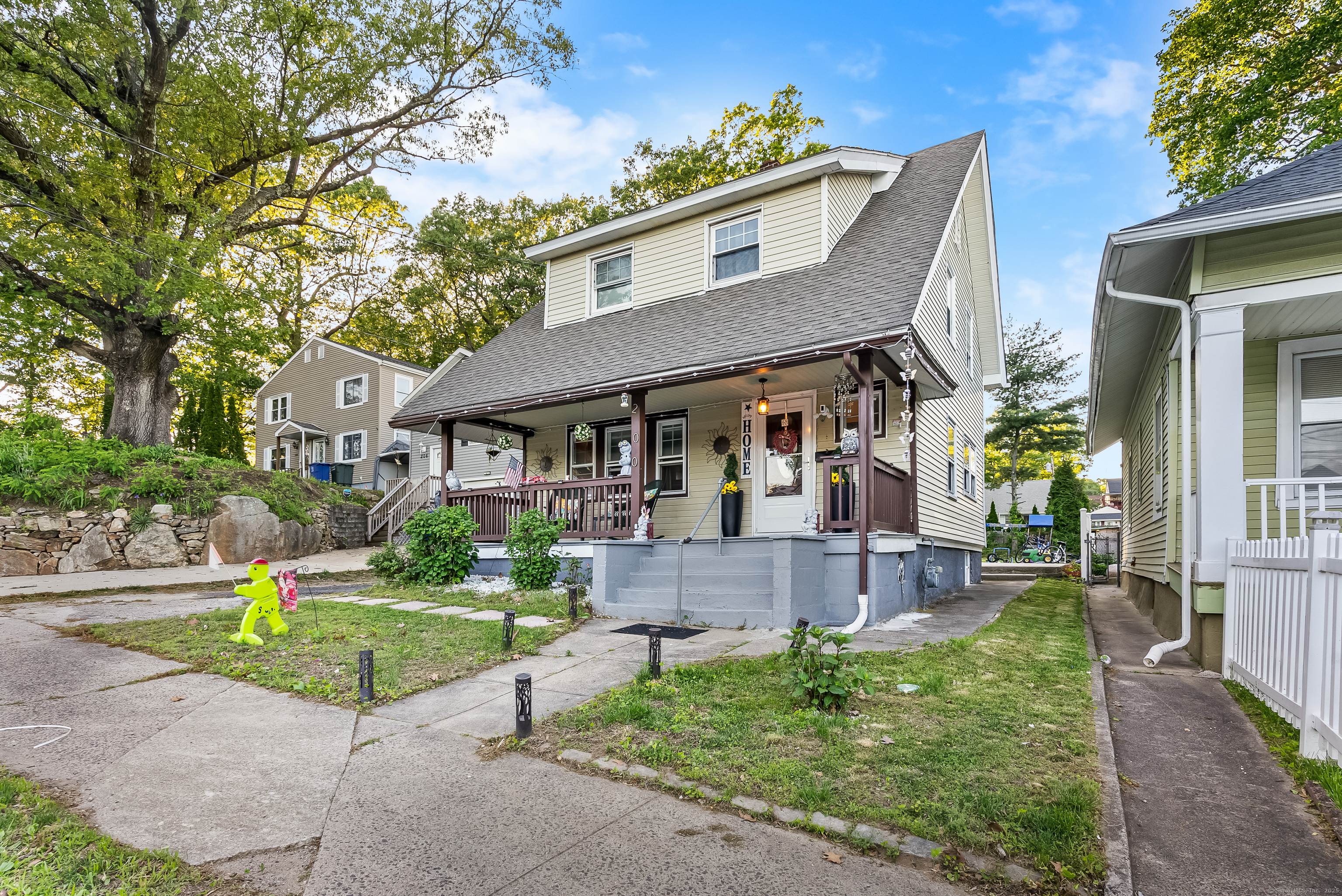 200 Jewett Avenue, Bridgeport, Connecticut image 1