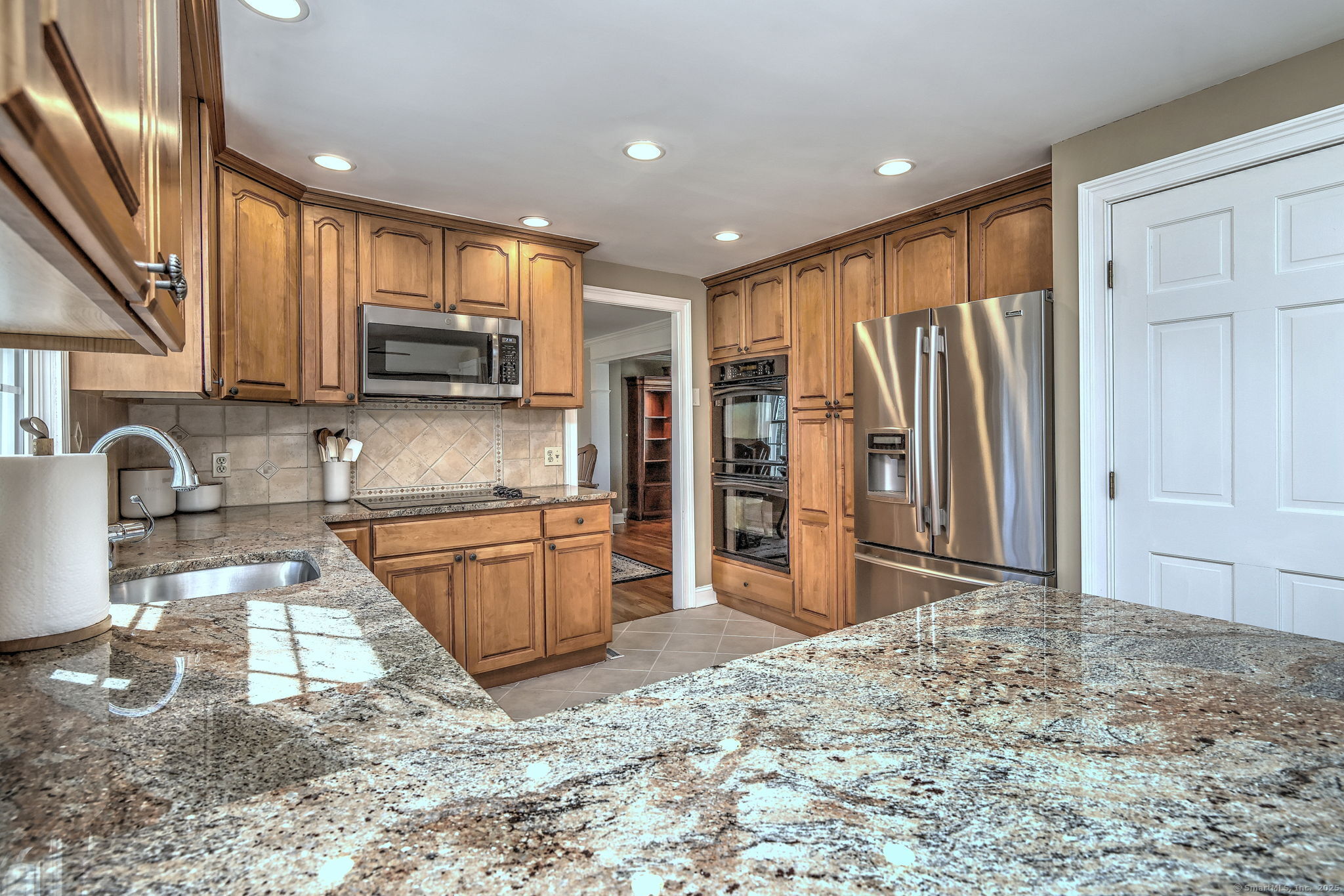 242 Currier Drive, Orange, Connecticut image 13