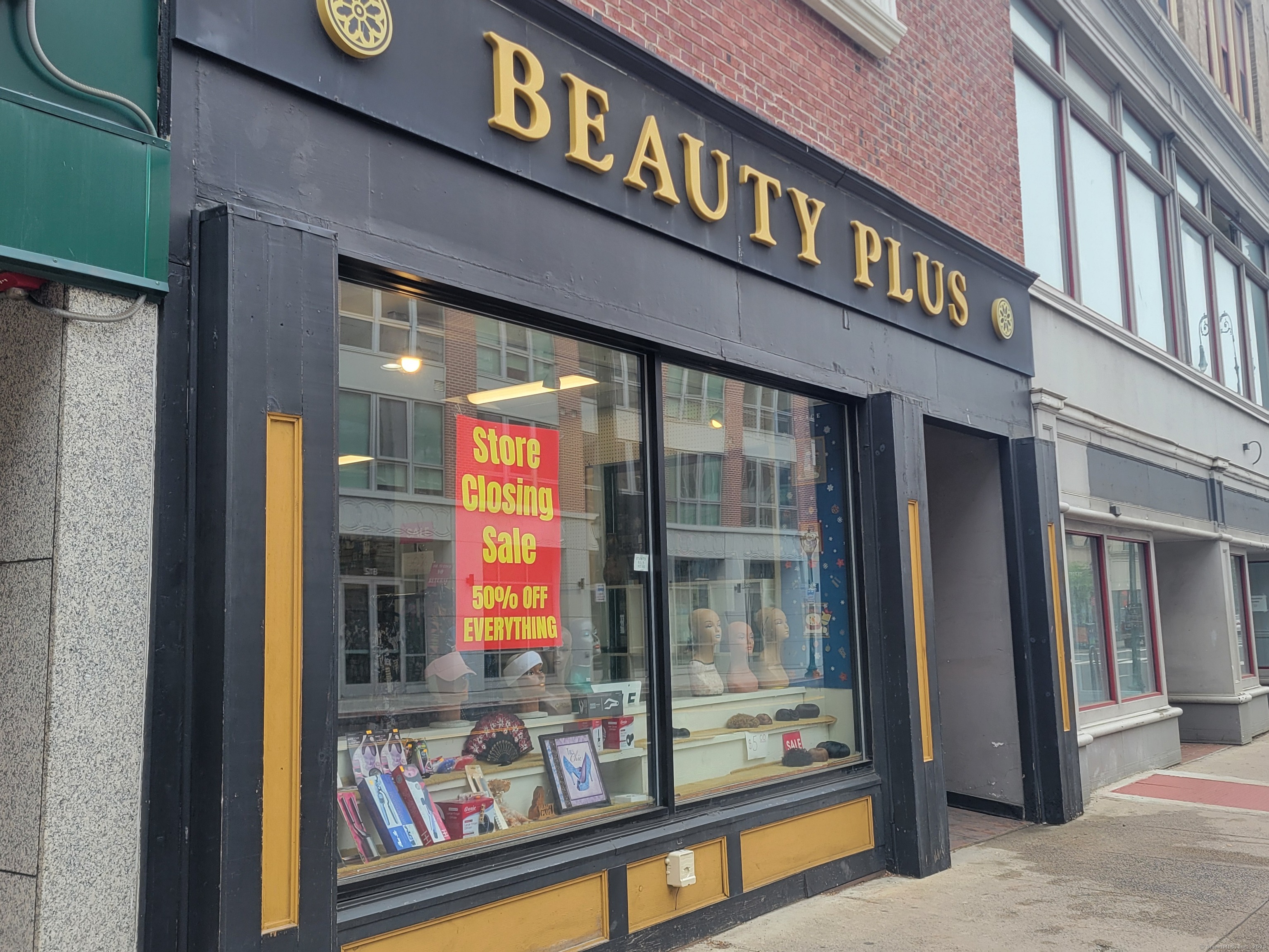827 Chapel Street