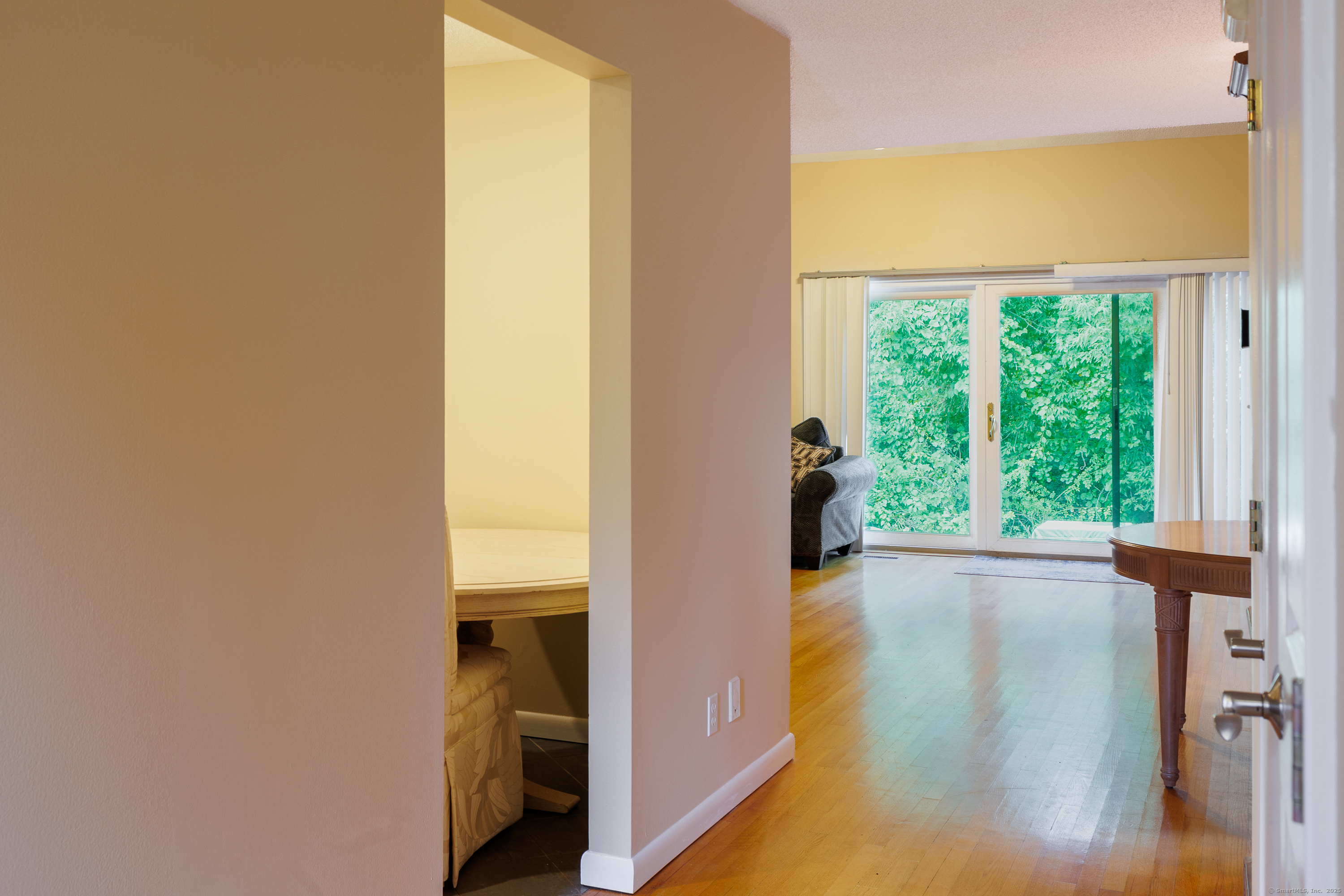 140 Hunter Drive 140