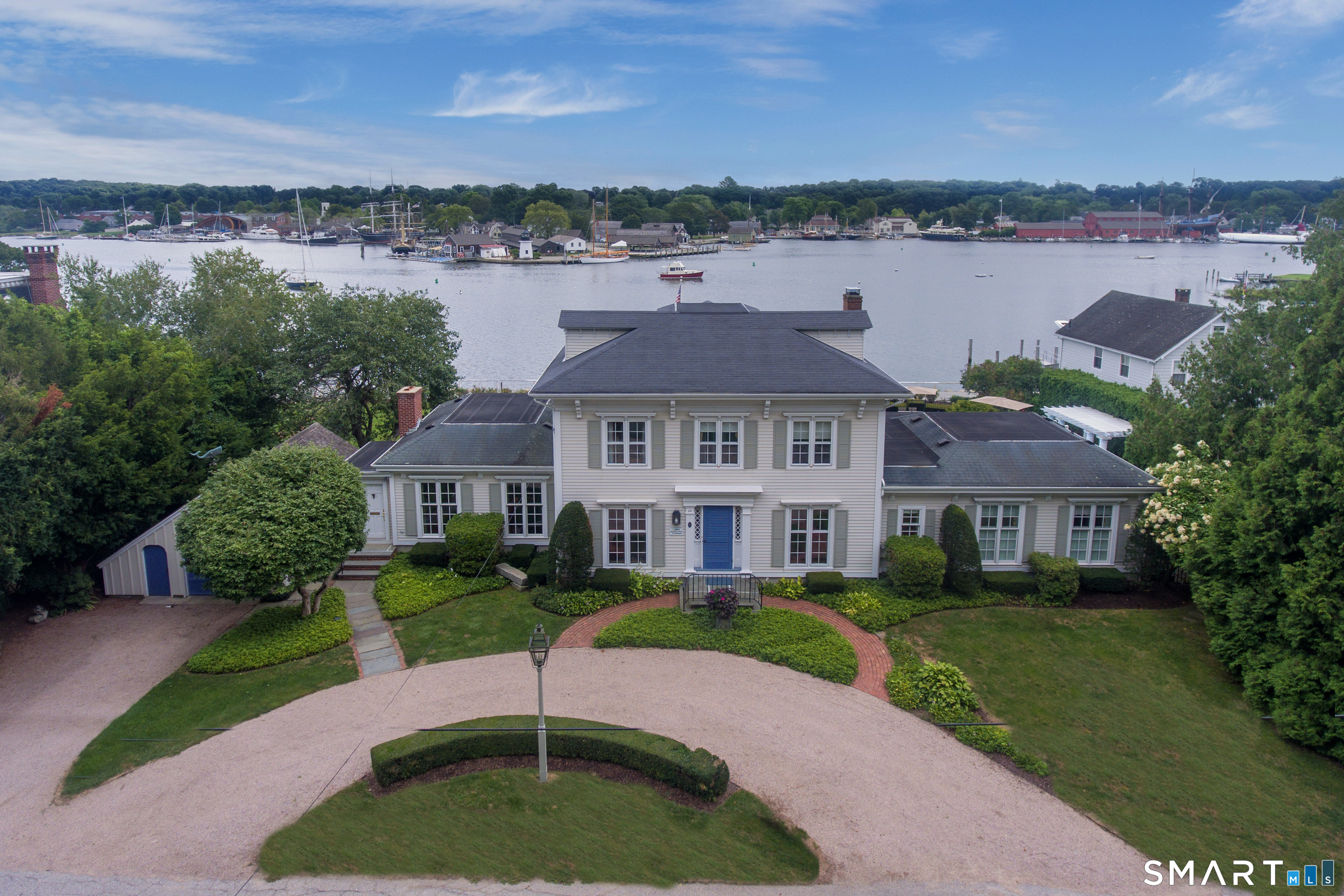 20 Grove Avenue