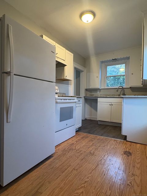 Photo of 818 Pine Street #14, Bristol, CT 06010 (MLS # 24132854)
