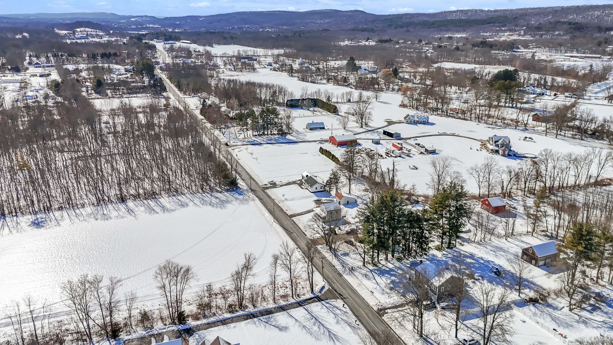 215 N Grand Street, Suffield, Connecticut image 30