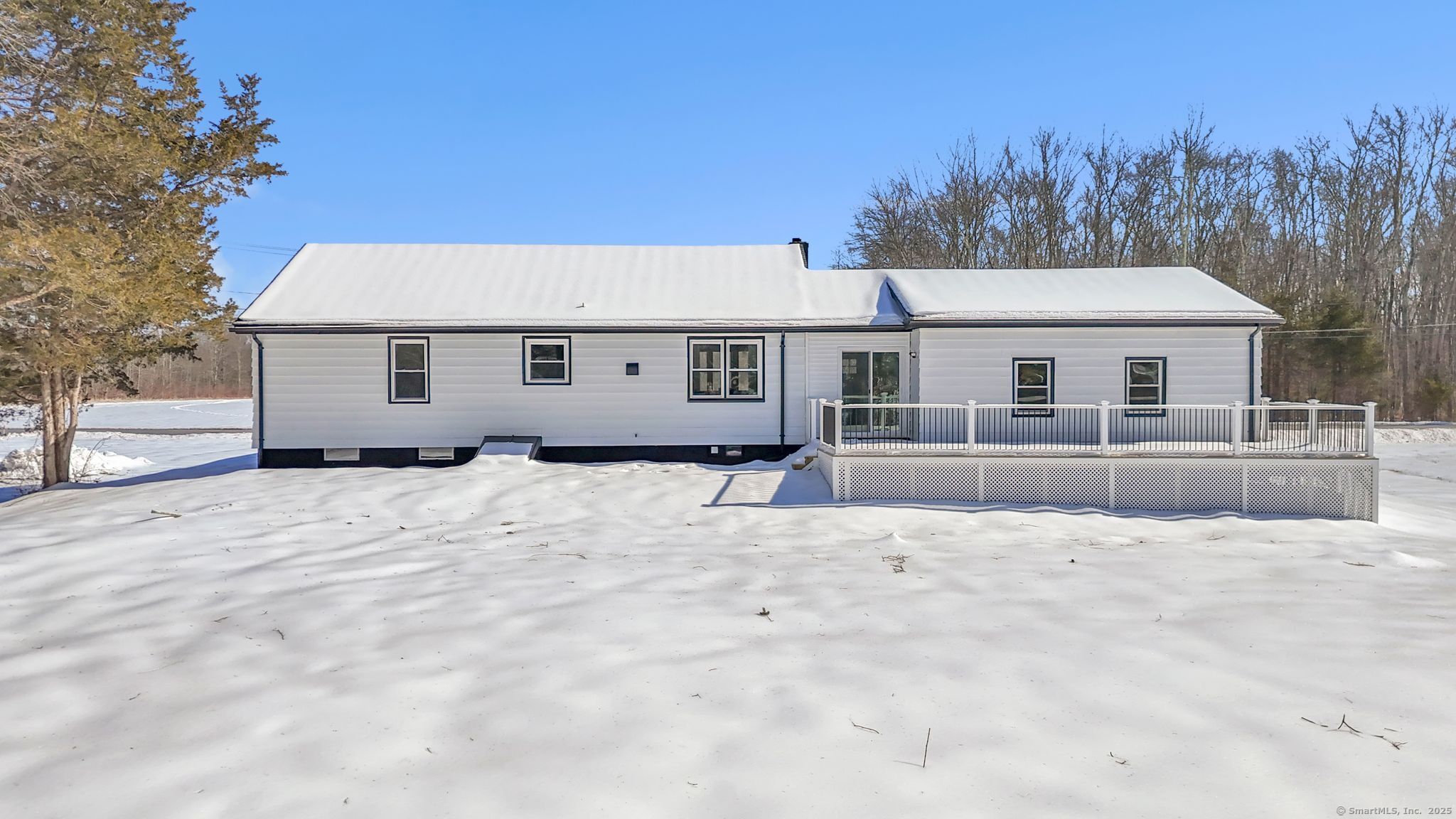 215 N Grand Street, Suffield, Connecticut image 28