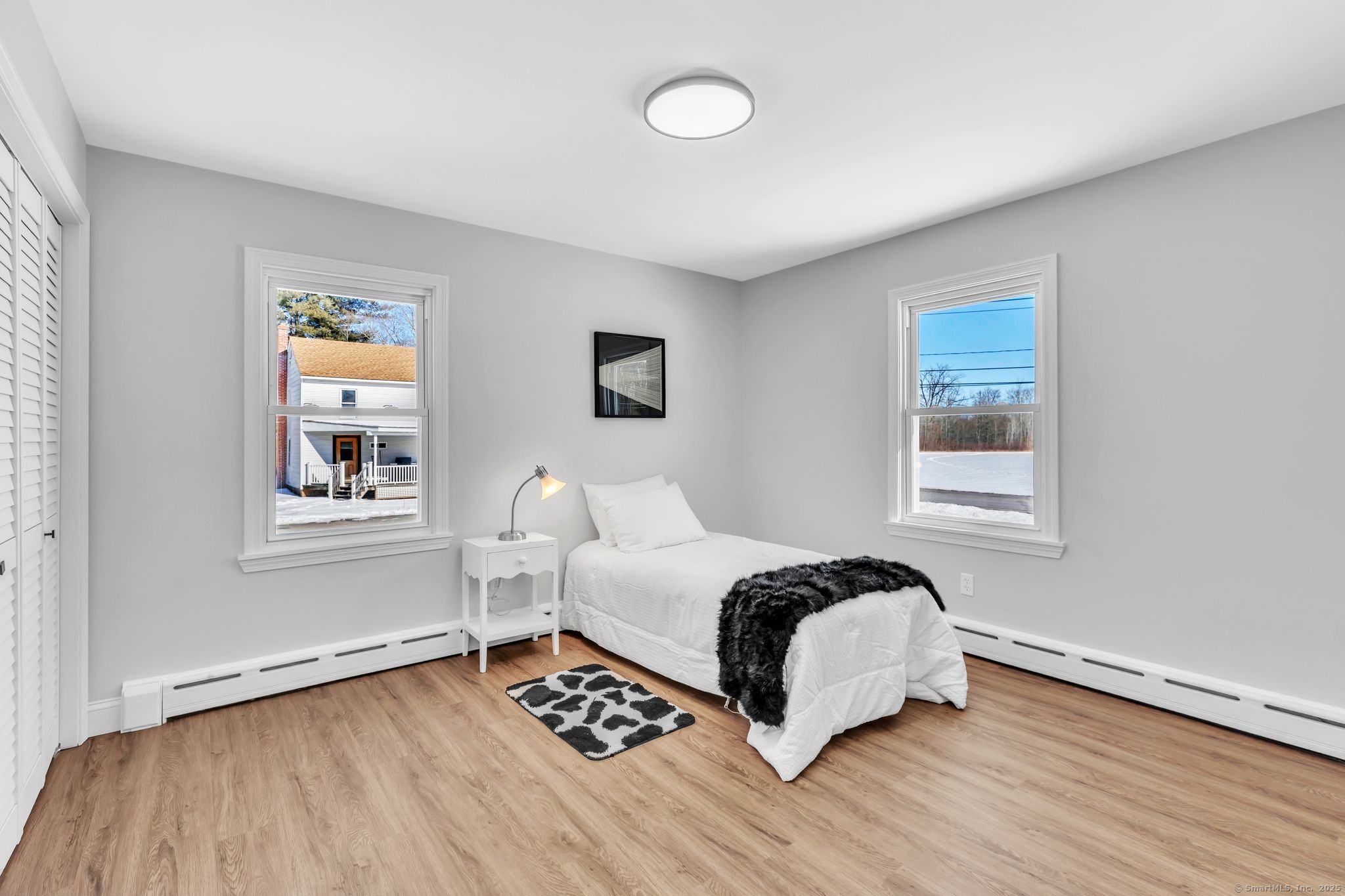 215 N Grand Street, Suffield, Connecticut image 24