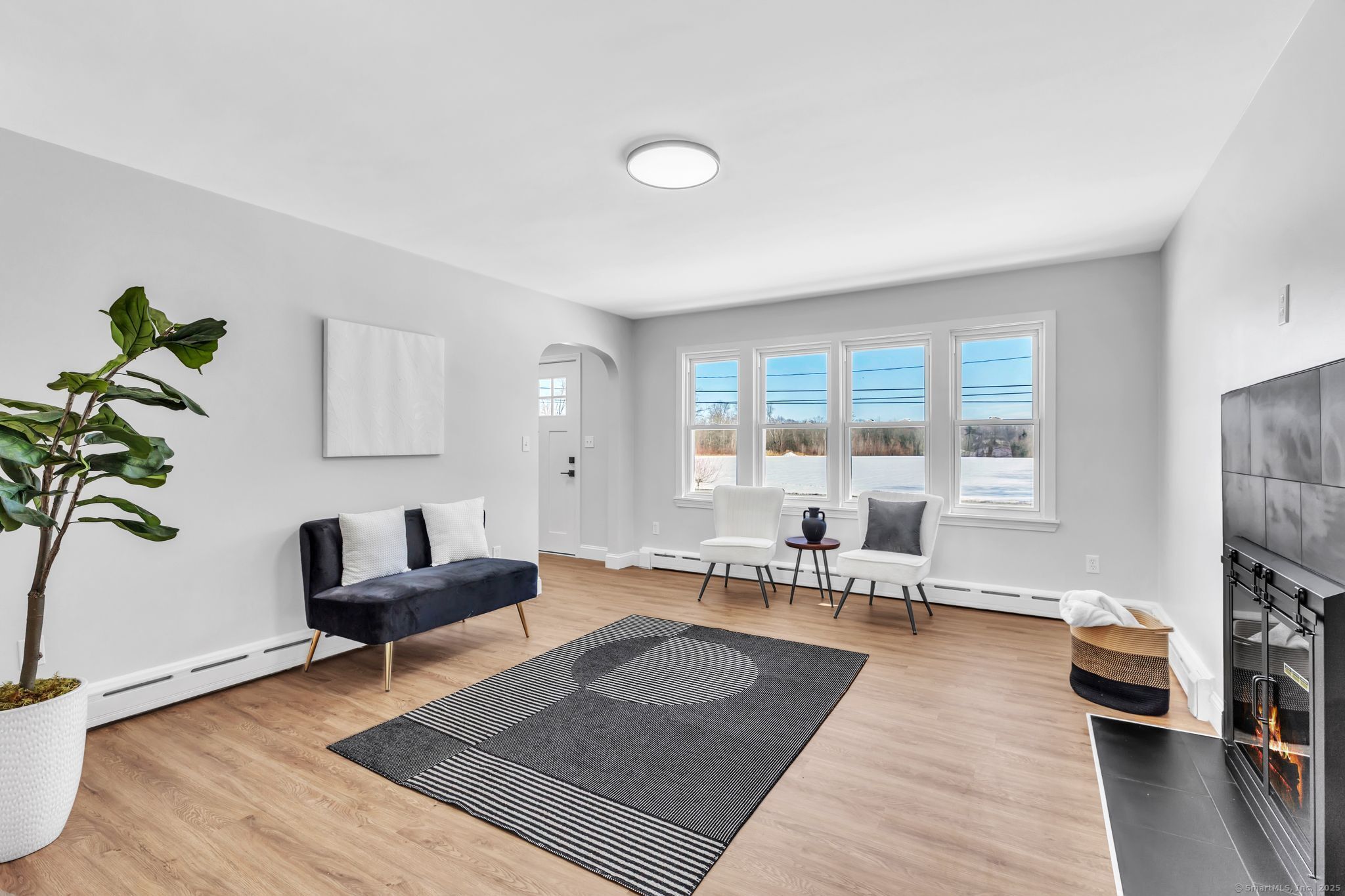 215 N Grand Street, Suffield, Connecticut image 18