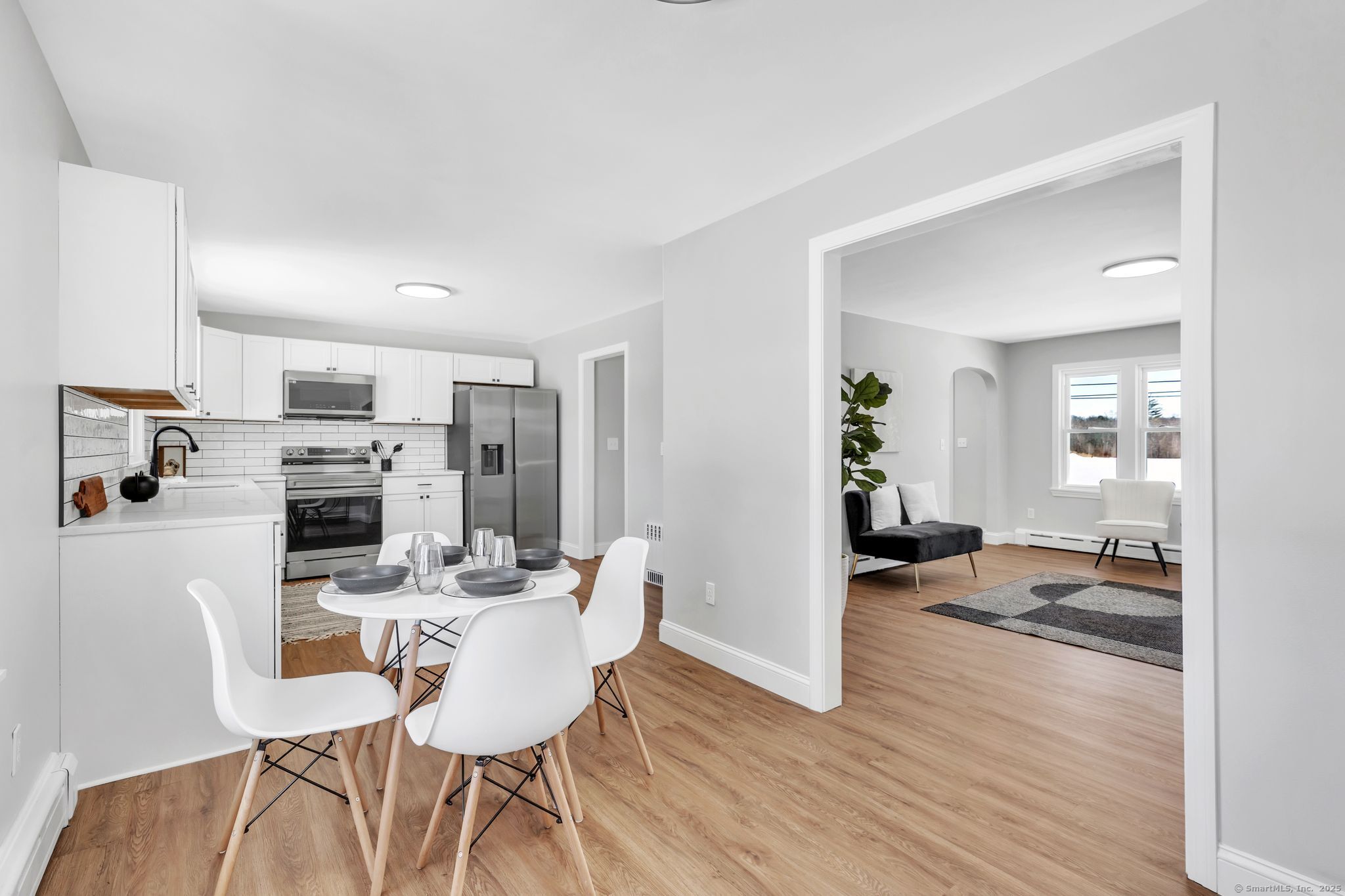 215 N Grand Street, Suffield, Connecticut image 10