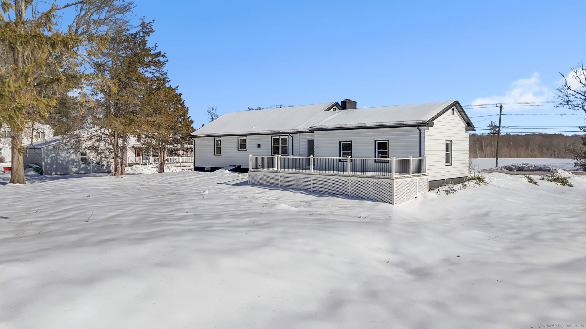 215 N Grand Street, Suffield, Connecticut image 27