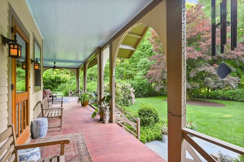 A home in Redding