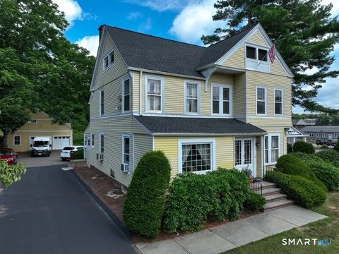 8 West High Street East Hampton CT 06424