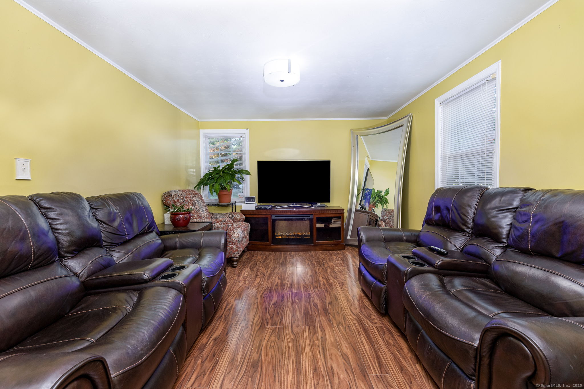 67 Eastwick Road