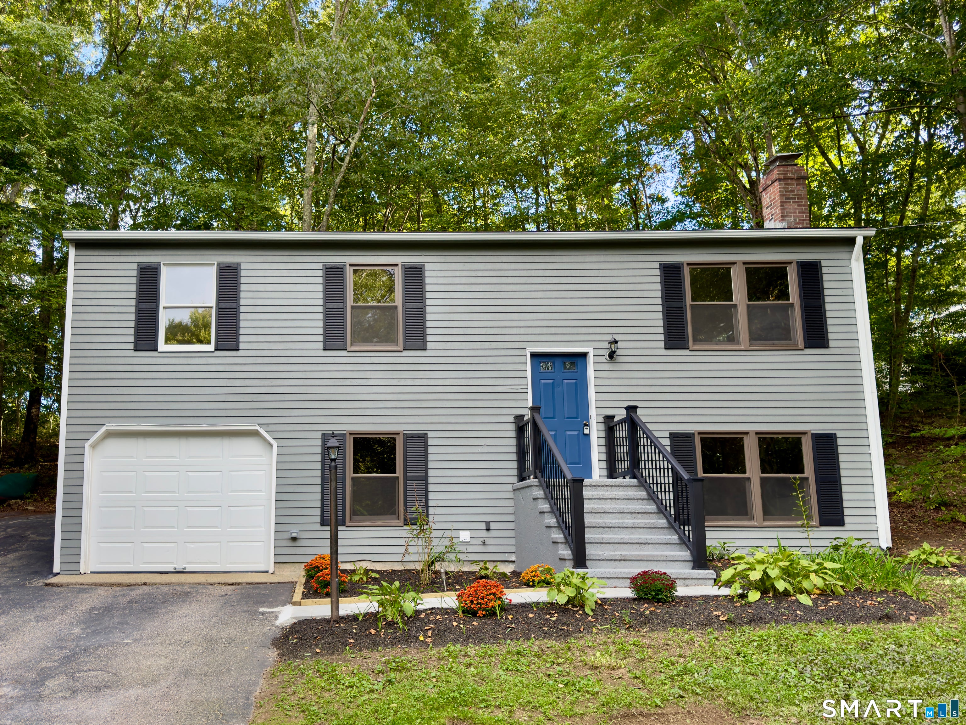 25 Asher Avenue