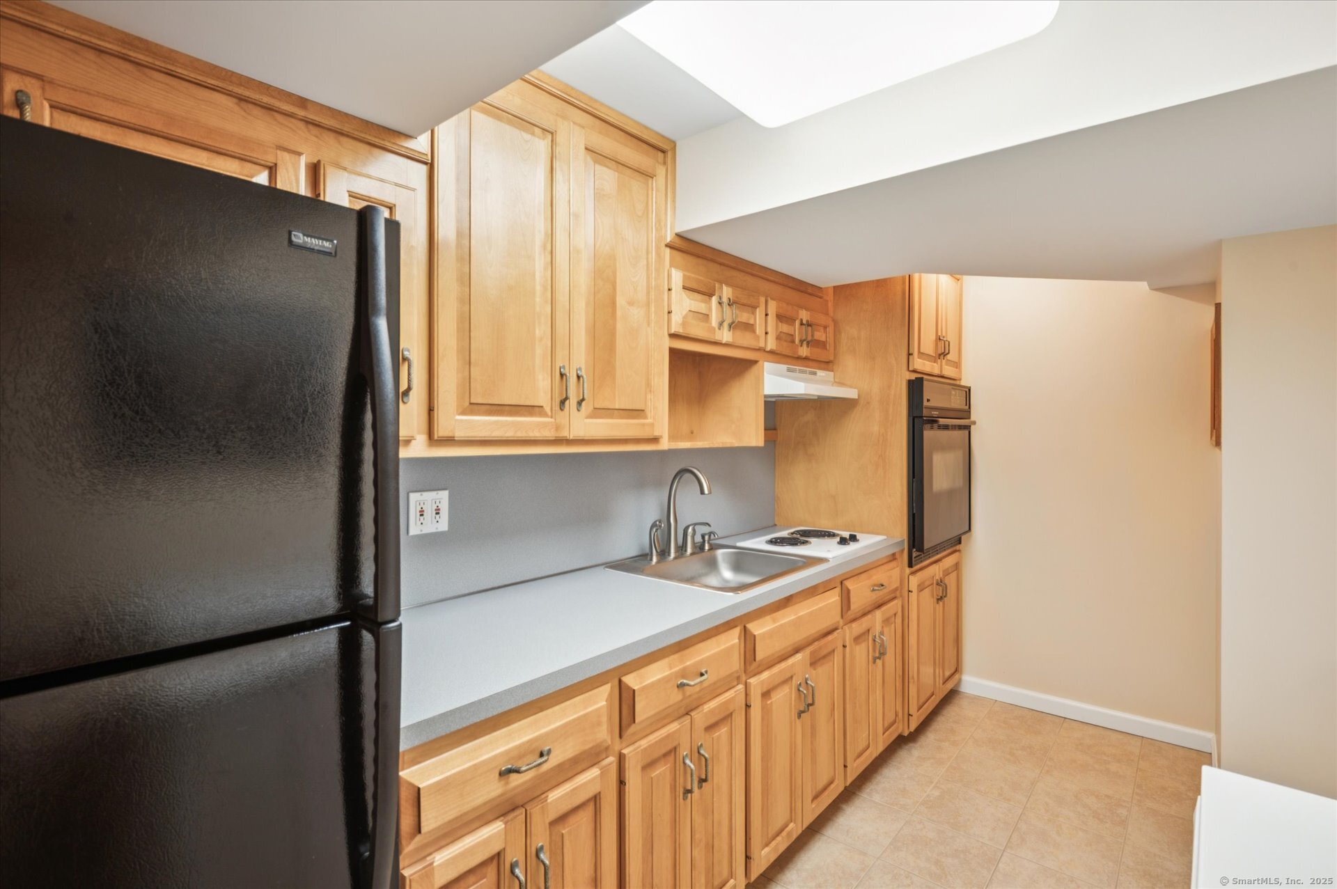 Avon, Connecticut 06001, United States, 5 Bedrooms Bedrooms, ,6 BathroomsBathrooms,Residential,Active,155691