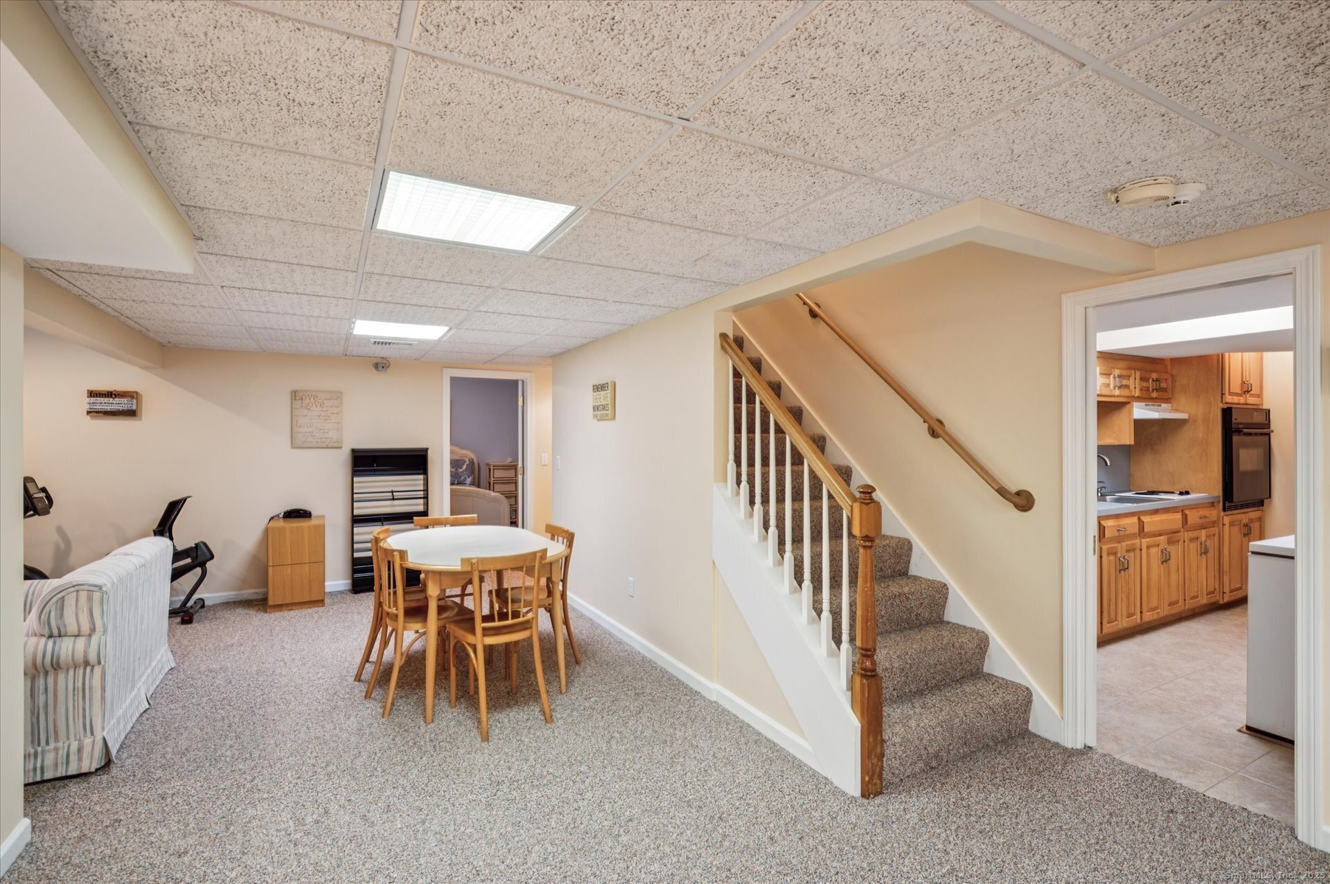 Avon, Connecticut 06001, United States, 5 Bedrooms Bedrooms, ,6 BathroomsBathrooms,Residential,Active,155691