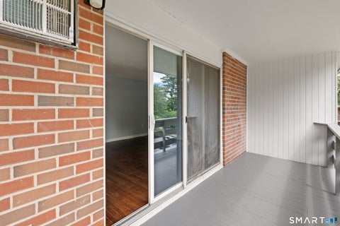 Tiny photo for 104 Oakwood Avenue #B7, West Hartford, CT 06119 (MLS # 24202922)