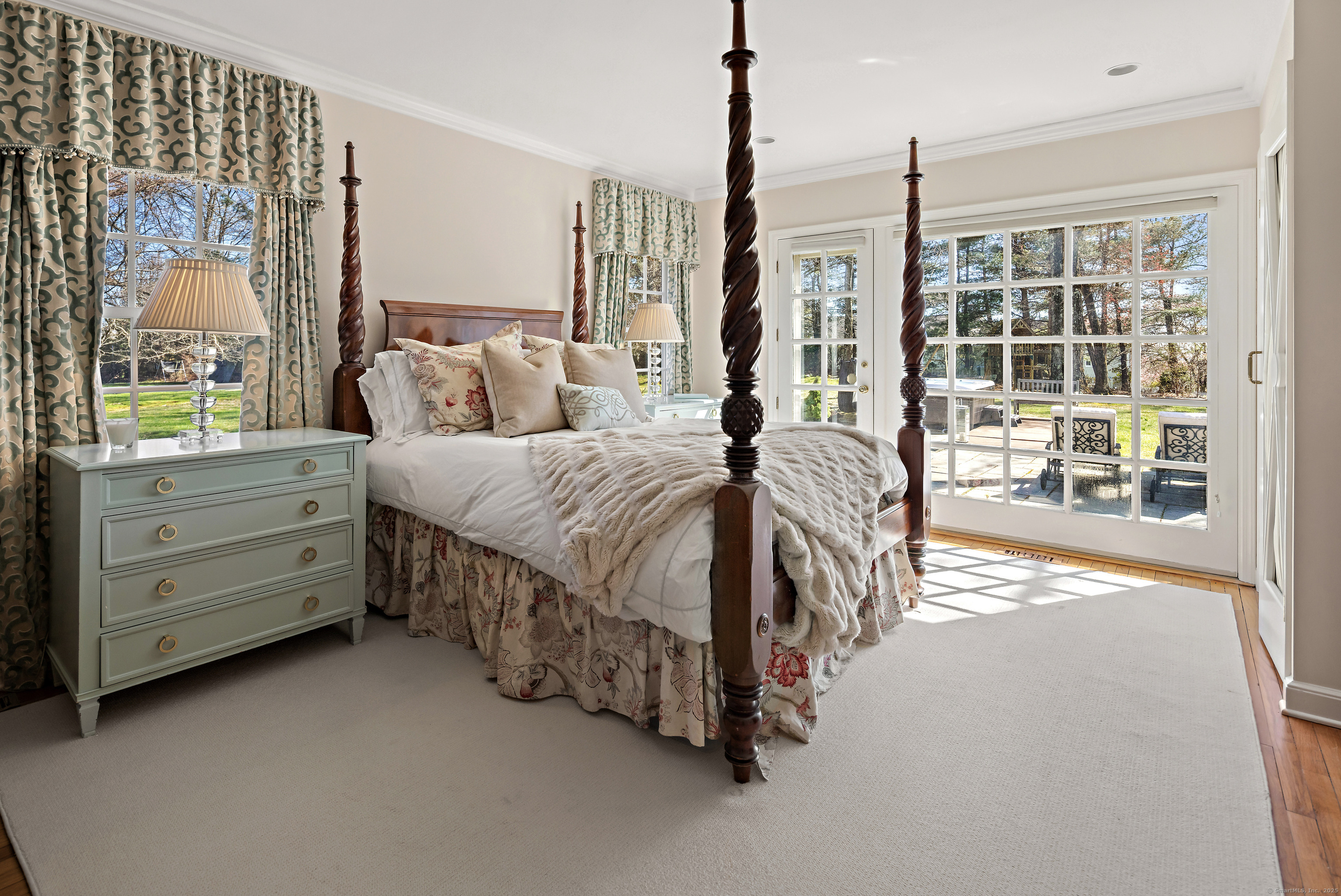 1052 Oenoke Ridge, New Canaan, Connecticut image 14