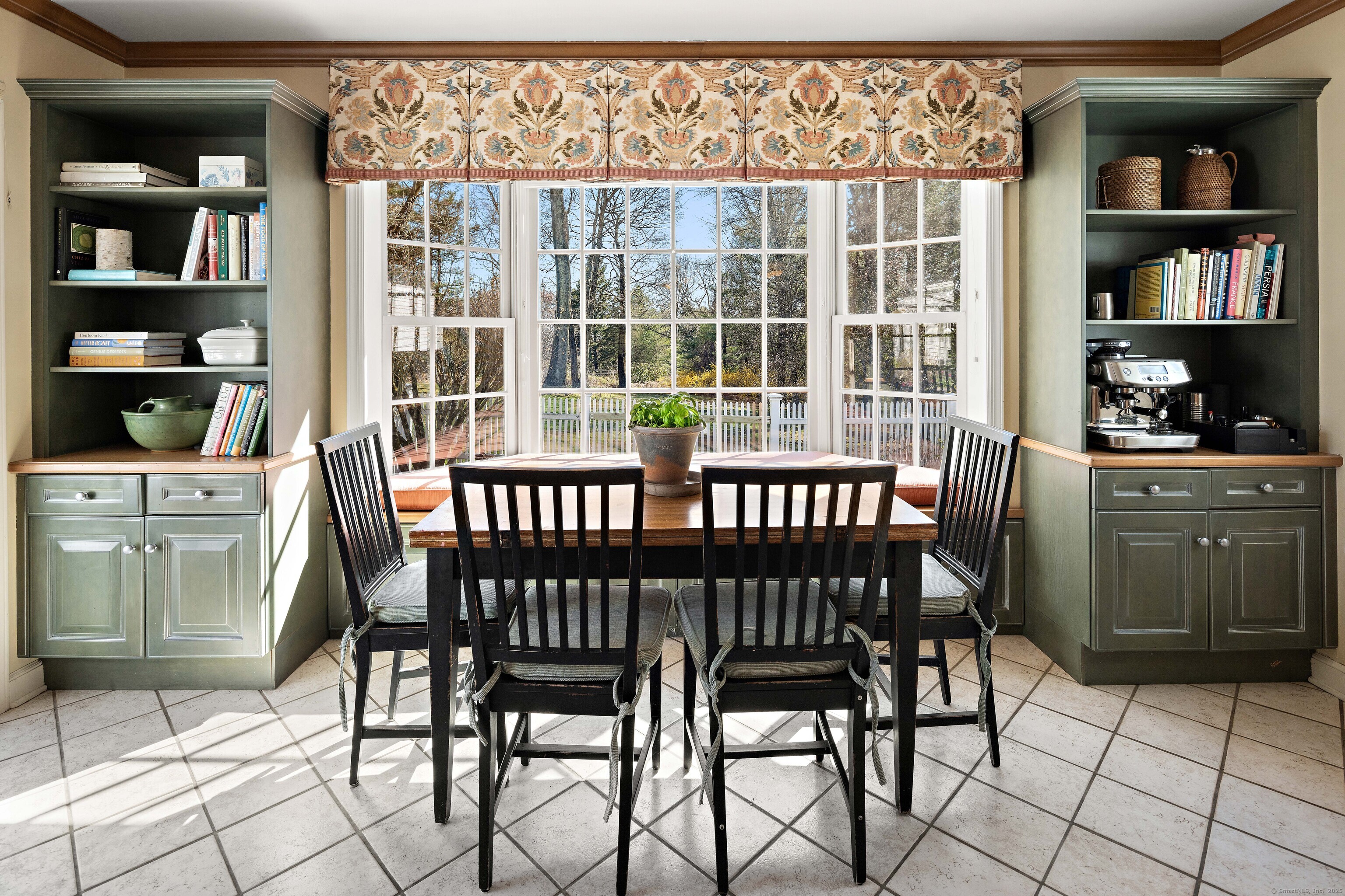 1052 Oenoke Ridge, New Canaan, Connecticut image 10