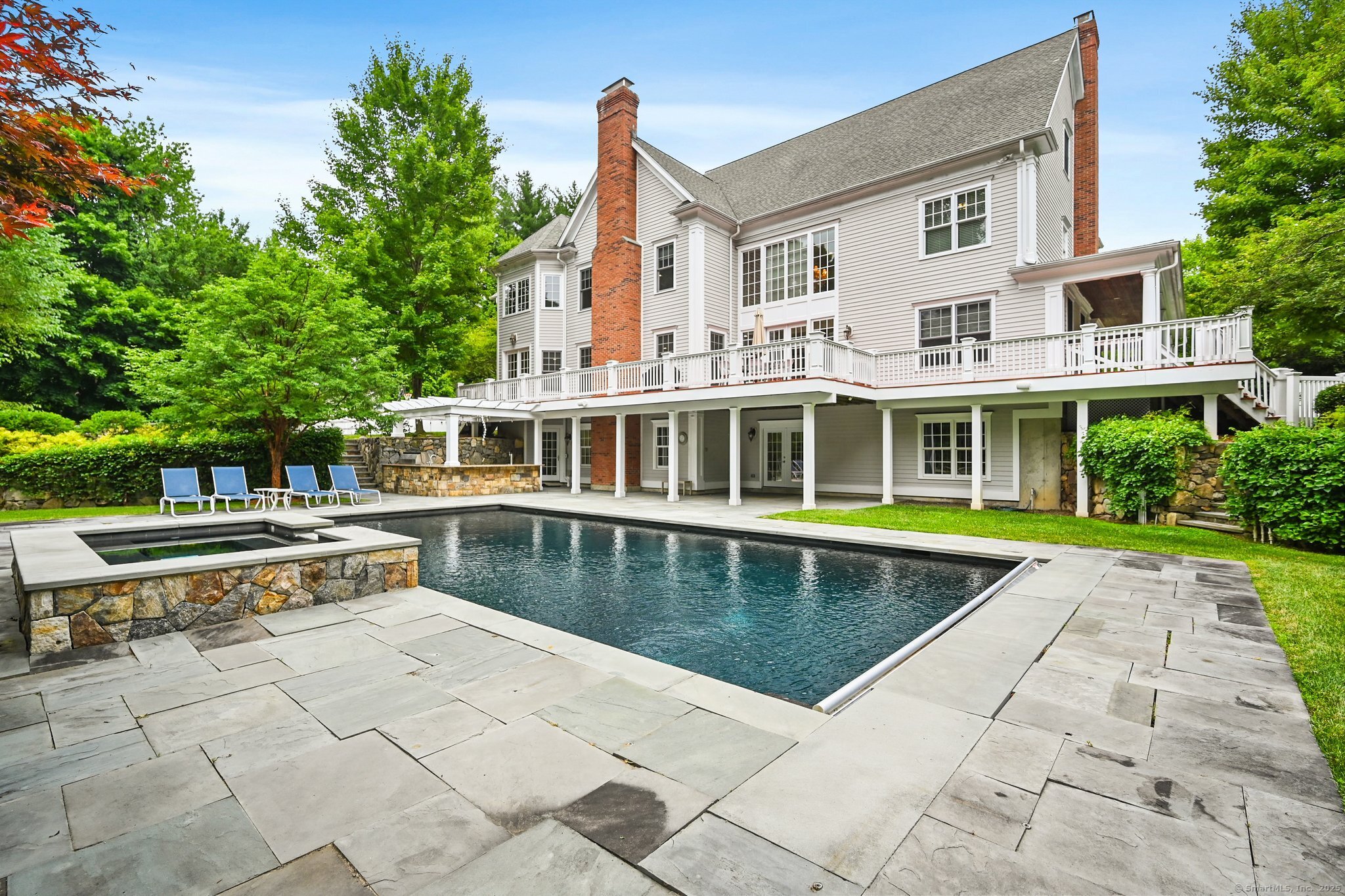 87 Buckingham Ridge Road