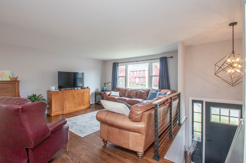 Photo of 425 Judd Street, Fairfield, CT 06824 (MLS # 24140071)