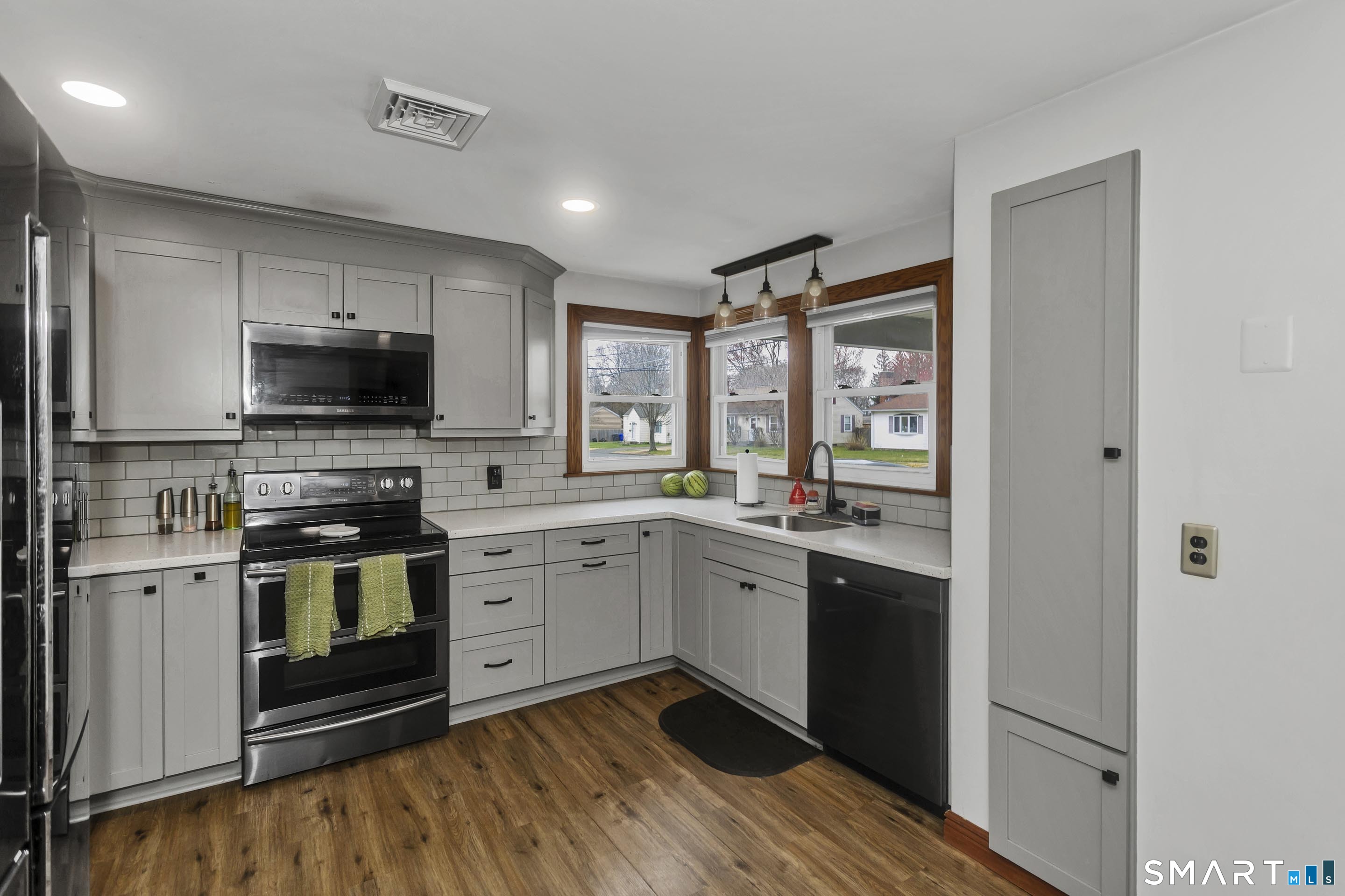 12 Longview Road