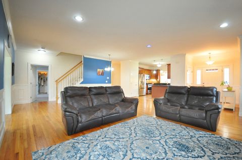 Tiny photo for 3 Katherine Way #3, Ellington, CT 06029 (MLS # 24146432)