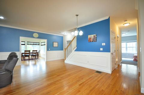 Tiny photo for 3 Katherine Way #3, Ellington, CT 06029 (MLS # 24146432)