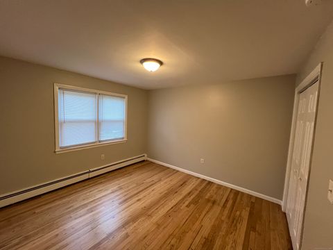 Tiny photo for 36 Oak Ridge Drive #APT 17, New Haven, CT 06513 (MLS # 24133318)