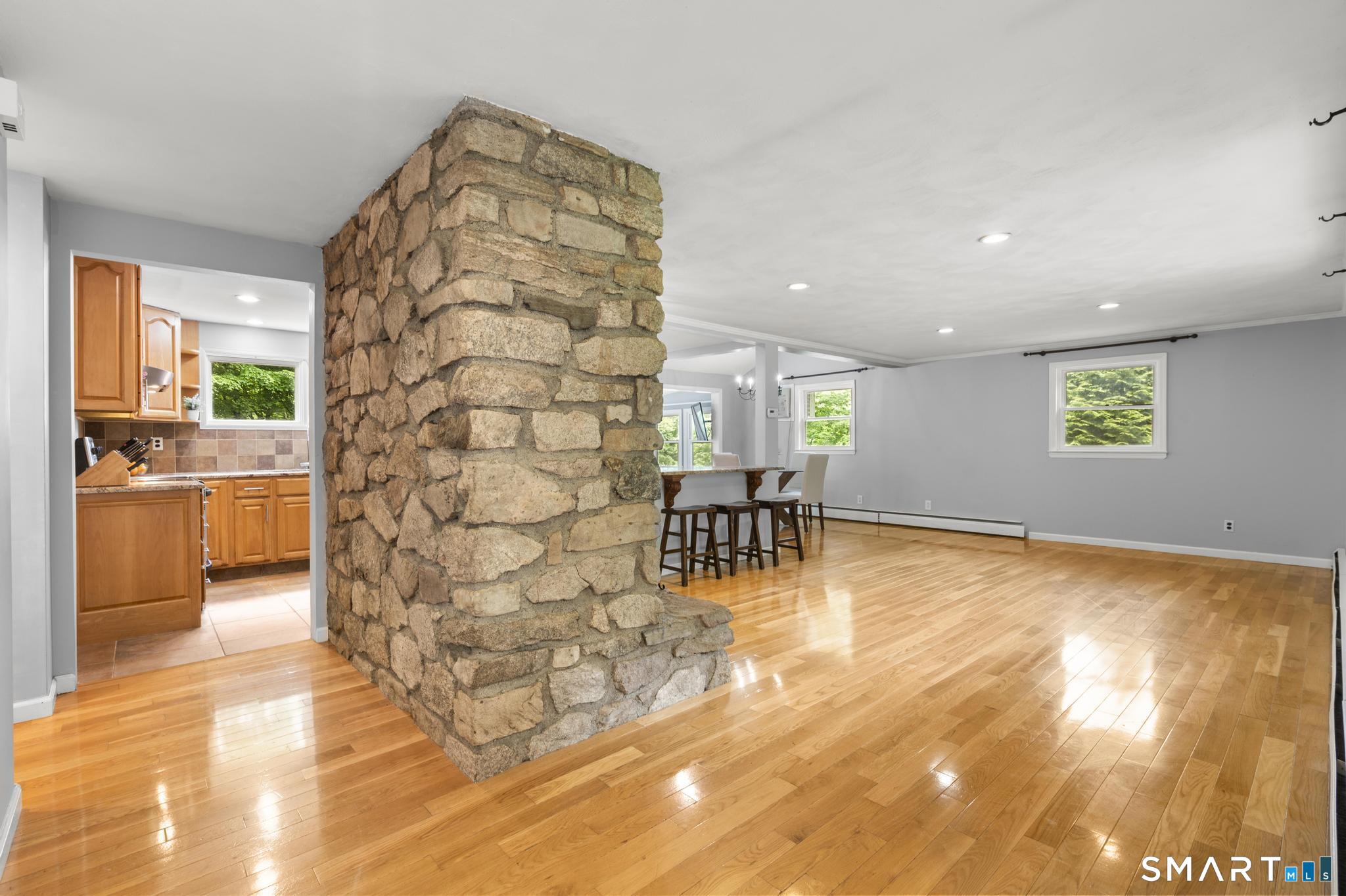 200 Old Huckleberry Road