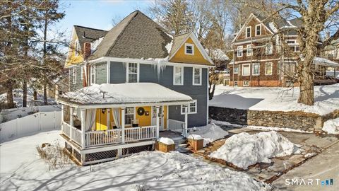 25 Seward Street Putnam CT 06260