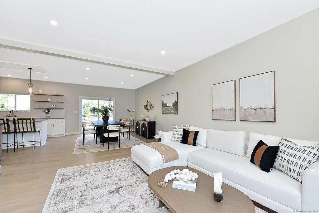 Photo of 62 Soundview Avenue #62, Fairfield, CT 06825 (MLS # 24130691)