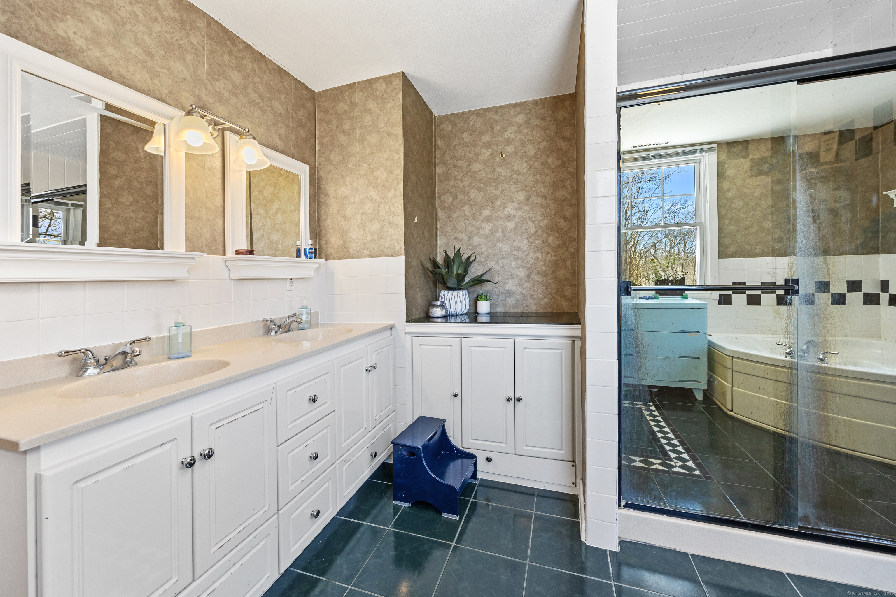 391 Gillette Road, New Hartford, Connecticut image 27