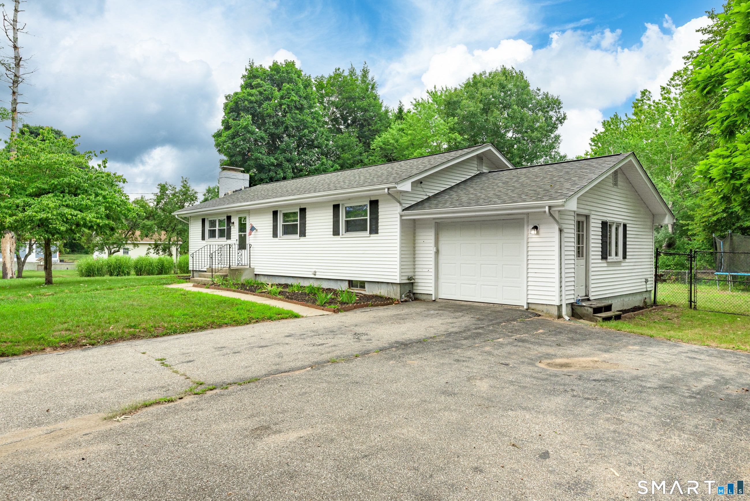 15 Cracow Avenue