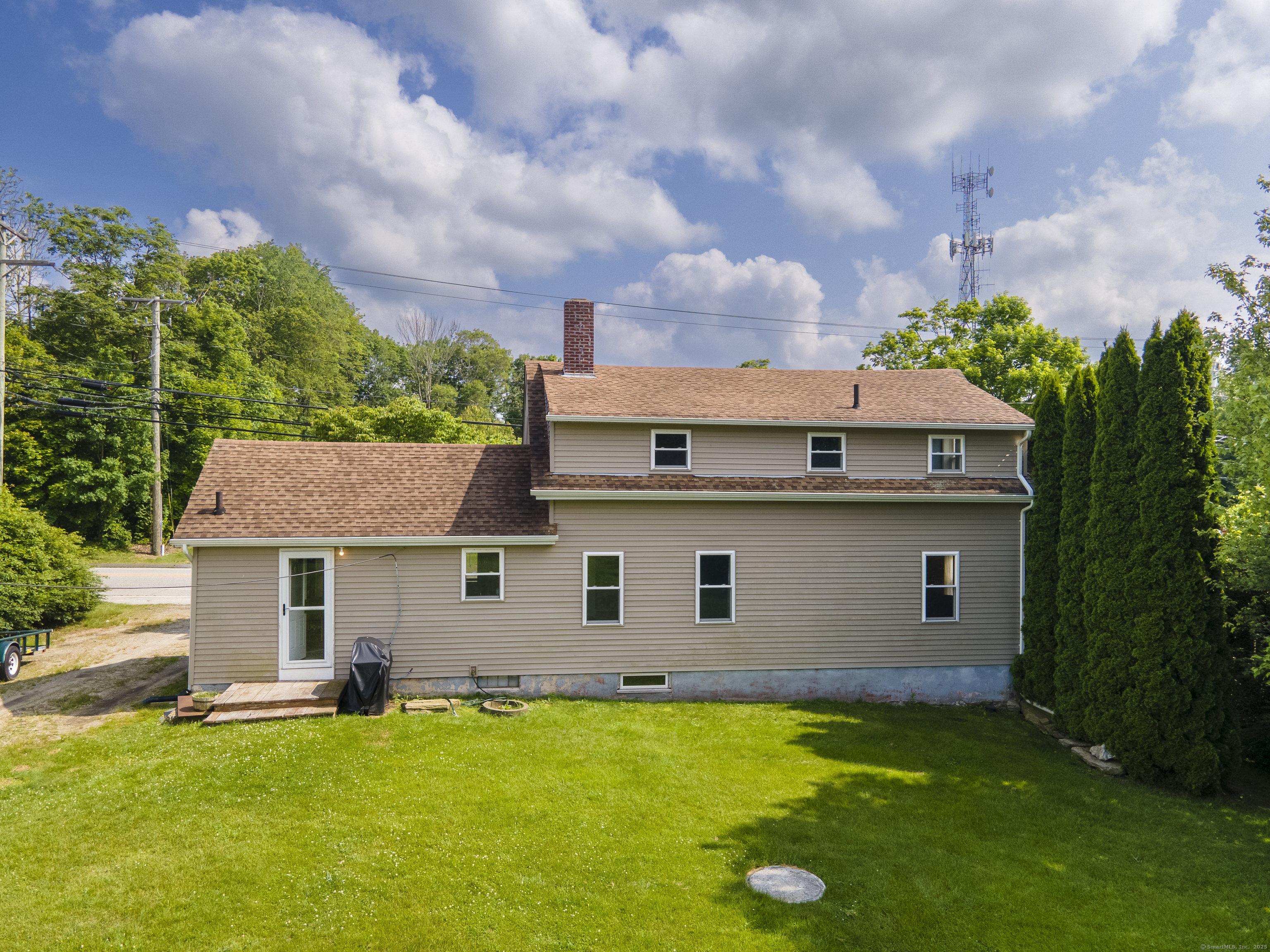 1264 Hartford Pike