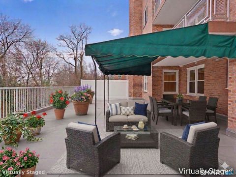 Tiny photo for 2 Putnam Hill #1A, Greenwich, CT 06830 (MLS # 24165268)